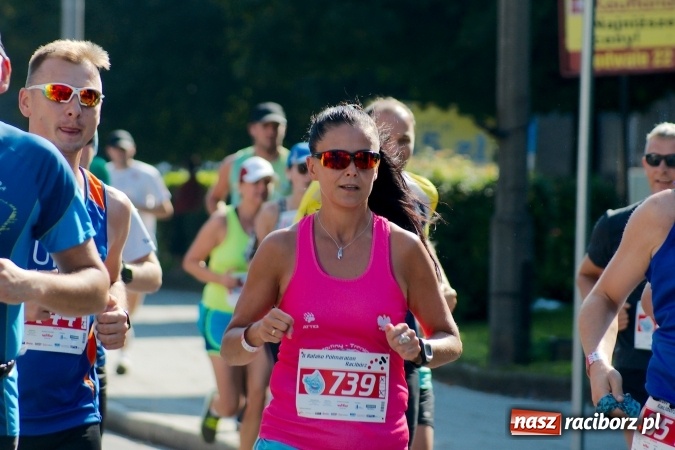 Zdjęcie w galerii na portalu naszraciborz.pl: II Rafako Półmaraton Racibórz. Trzy miejsca na podium dla Kenijczyków i rekord trasy wiadomości z regionu