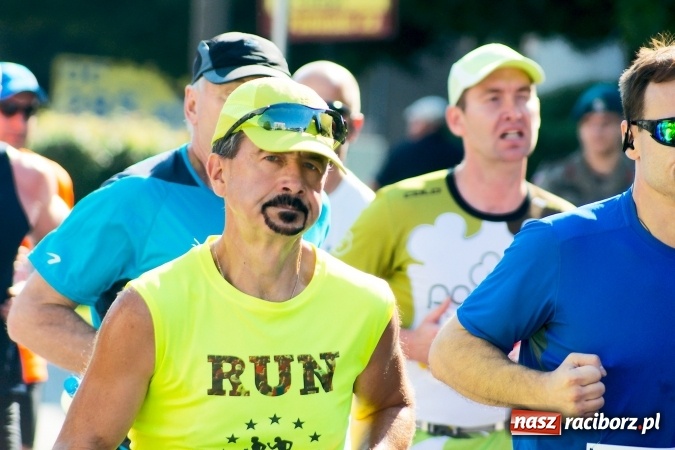 Zdjęcie w galerii na portalu naszraciborz.pl: II Rafako Półmaraton Racibórz. Trzy miejsca na podium dla Kenijczyków i rekord trasy wiadomości z regionu