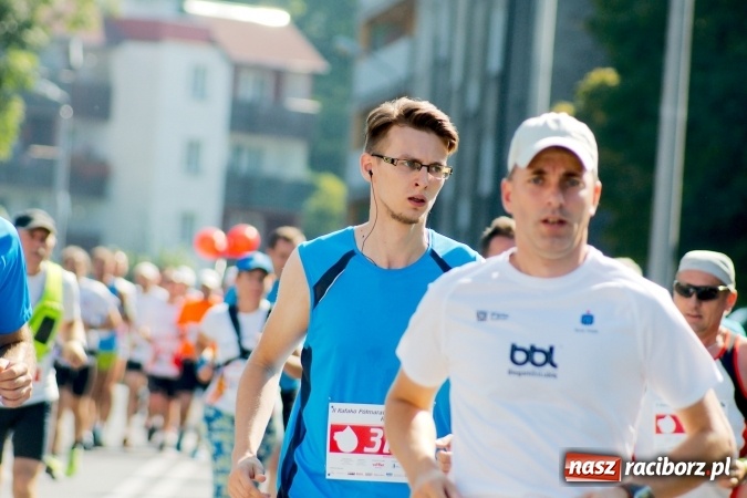 Zdjęcie w galerii na portalu naszraciborz.pl: II Rafako Półmaraton Racibórz. Trzy miejsca na podium dla Kenijczyków i rekord trasy wiadomości z regionu
