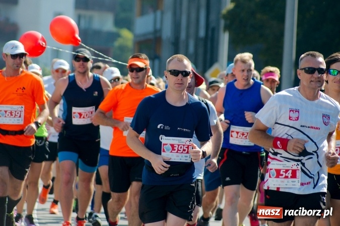 Zdjęcie w galerii na portalu naszraciborz.pl: II Rafako Półmaraton Racibórz. Trzy miejsca na podium dla Kenijczyków i rekord trasy wiadomości z regionu