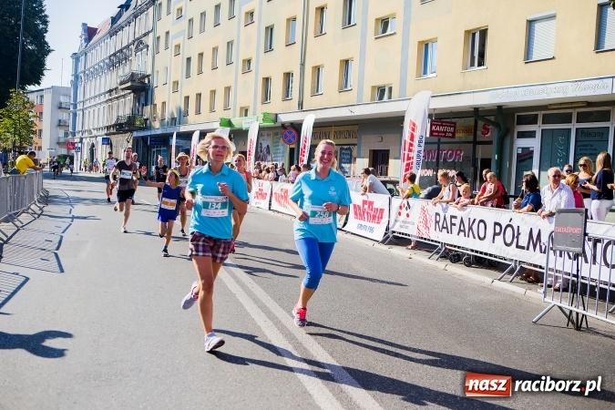 Zdjęcie w galerii na portalu naszraciborz.pl: II Rafako Półmaraton Racibórz. Trzy miejsca na podium dla Kenijczyków i rekord trasy wiadomości z regionu