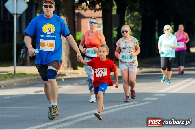Zdjęcie w galerii na portalu naszraciborz.pl: II Rafako Półmaraton Racibórz. Trzy miejsca na podium dla Kenijczyków i rekord trasy wiadomości z regionu