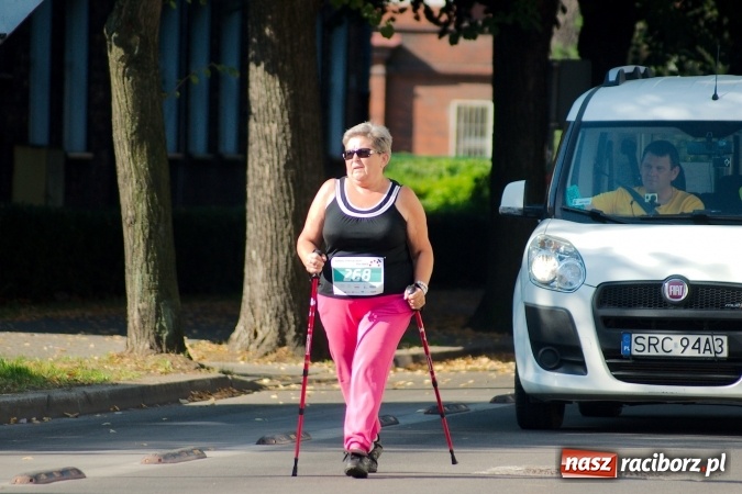 Zdjęcie w galerii na portalu naszraciborz.pl: II Rafako Półmaraton Racibórz. Trzy miejsca na podium dla Kenijczyków i rekord trasy wiadomości z regionu