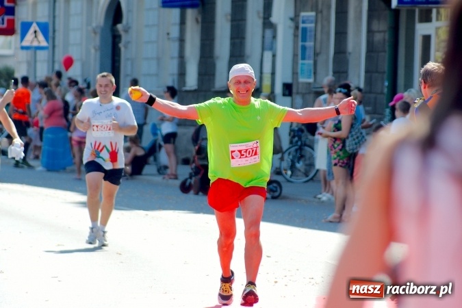 Zdjęcie w galerii na portalu naszraciborz.pl: II Rafako Półmaraton Racibórz. Trzy miejsca na podium dla Kenijczyków i rekord trasy wiadomości z regionu
