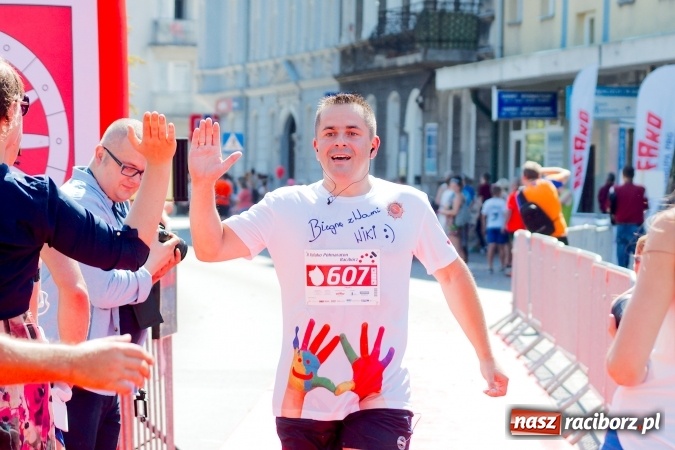 Zdjęcie w galerii na portalu naszraciborz.pl: II Rafako Półmaraton Racibórz. Trzy miejsca na podium dla Kenijczyków i rekord trasy wiadomości z regionu