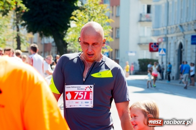 Zdjęcie w galerii na portalu naszraciborz.pl: II Rafako Półmaraton Racibórz. Trzy miejsca na podium dla Kenijczyków i rekord trasy wiadomości z regionu