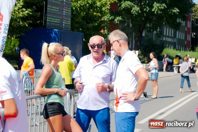 Zdjęcie w galerii na portalu naszraciborz.pl: II Rafako Półmaraton Racibórz. Trzy miejsca na podium dla Kenijczyków i rekord trasy wiadomości z regionu