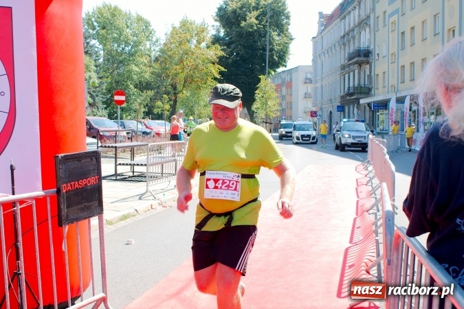 Zdjęcie w galerii na portalu naszraciborz.pl: II Rafako Półmaraton Racibórz. Trzy miejsca na podium dla Kenijczyków i rekord trasy wiadomości z regionu