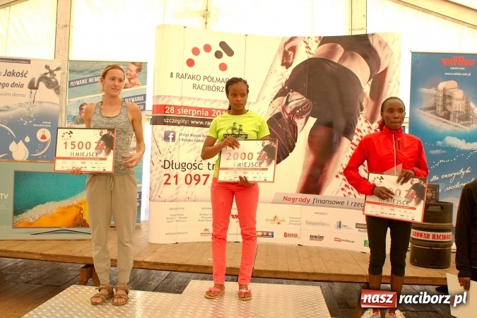 Zdjęcie w galerii na portalu naszraciborz.pl: II Rafako Półmaraton Racibórz. Trzy miejsca na podium dla Kenijczyków i rekord trasy wiadomości z regionu