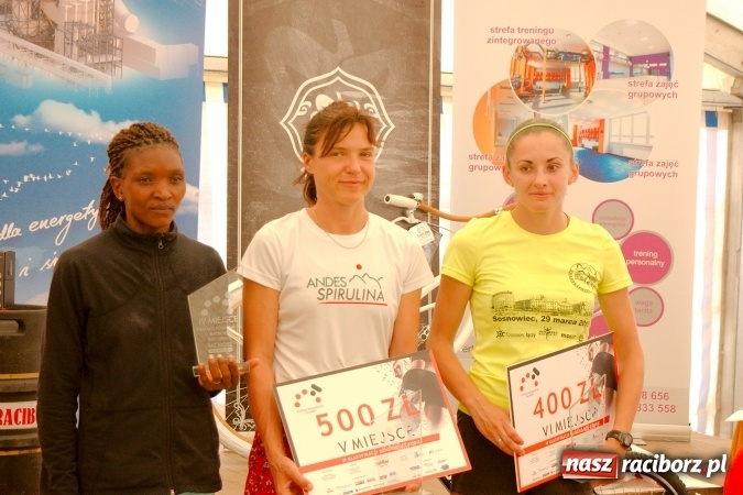 Zdjęcie w galerii na portalu naszraciborz.pl: II Rafako Półmaraton Racibórz. Trzy miejsca na podium dla Kenijczyków i rekord trasy wiadomości z regionu