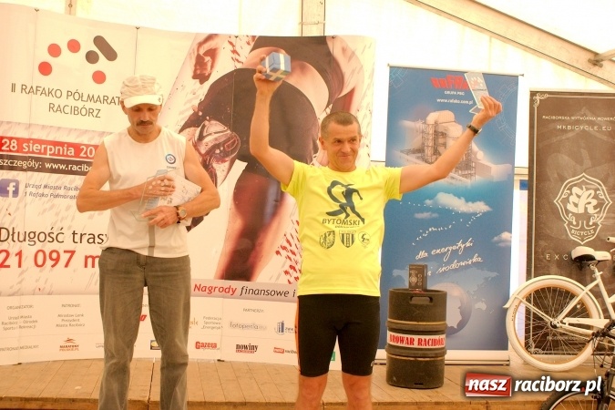 Zdjęcie w galerii na portalu naszraciborz.pl: II Rafako Półmaraton Racibórz. Trzy miejsca na podium dla Kenijczyków i rekord trasy wiadomości z regionu