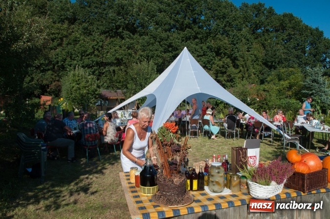 Zdjęcie w galerii na portalu naszraciborz.pl: Jubileusz trzydziestolecia ROD Pod Widokiem wiadomości z regionu