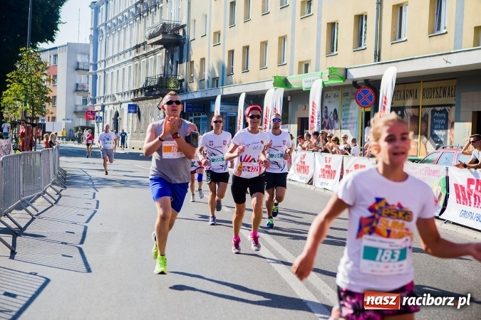 Zdjęcie w galerii na portalu naszraciborz.pl: Mini RAFAKO Półmaraton Racibórz, czyli bieg charytatywny dla Wiktorii i Jurka wiadomości z regionu