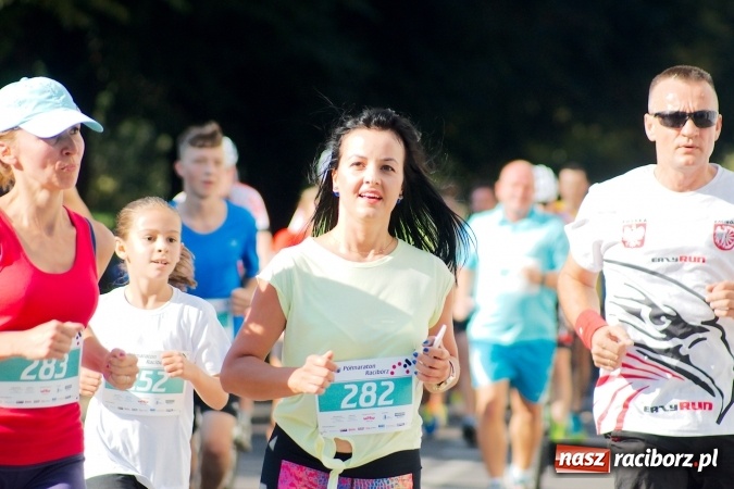 Zdjęcie w galerii na portalu naszraciborz.pl: Mini RAFAKO Półmaraton Racibórz, czyli bieg charytatywny dla Wiktorii i Jurka wiadomości z regionu