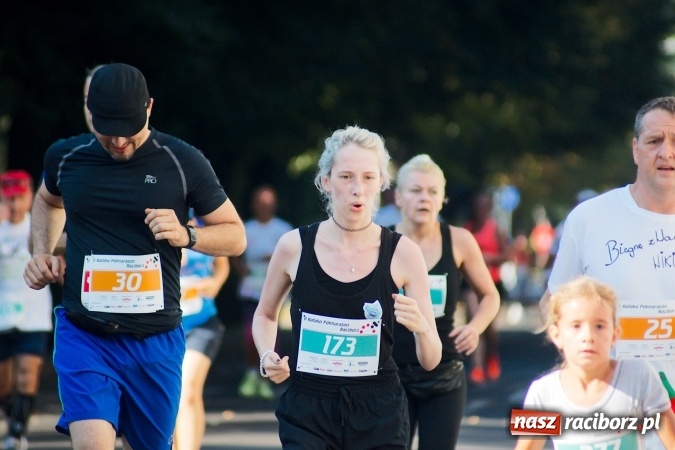 Zdjęcie w galerii na portalu naszraciborz.pl: Mini RAFAKO Półmaraton Racibórz, czyli bieg charytatywny dla Wiktorii i Jurka wiadomości z regionu
