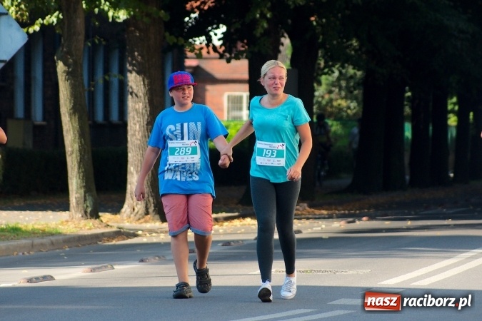 Zdjęcie w galerii na portalu naszraciborz.pl: Mini RAFAKO Półmaraton Racibórz, czyli bieg charytatywny dla Wiktorii i Jurka wiadomości z regionu