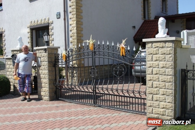 Zdjęcie w galerii na portalu naszraciborz.pl: Dożynki 2016. Barwny korowód przeszedł ulicami Wojnowic wiadomości z regionu