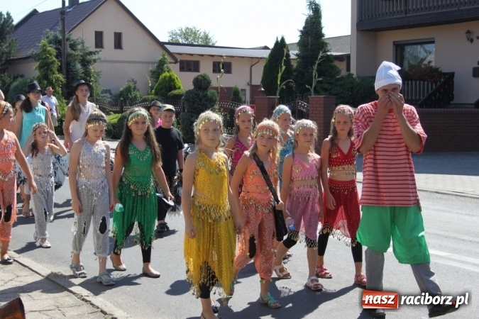 Zdjęcie w galerii na portalu naszraciborz.pl: Dożynki 2016. Barwny korowód przeszedł ulicami Wojnowic wiadomości z regionu