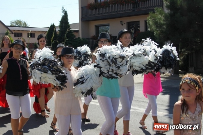 Zdjęcie w galerii na portalu naszraciborz.pl: Dożynki 2016. Barwny korowód przeszedł ulicami Wojnowic wiadomości z regionu