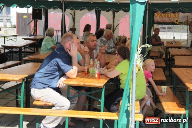 Zdjęcie w galerii na portalu naszraciborz.pl: Dożynki 2016. Barwny korowód przeszedł ulicami Wojnowic wiadomości z regionu