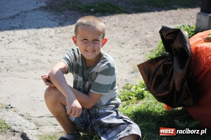 Zdjęcie w galerii na portalu naszraciborz.pl: Dożynki 2016. Barwny korowód przeszedł ulicami Wojnowic wiadomości z regionu