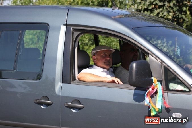 Zdjęcie w galerii na portalu naszraciborz.pl: Dożynki 2016. Barwny korowód przeszedł ulicami Wojnowic wiadomości z regionu