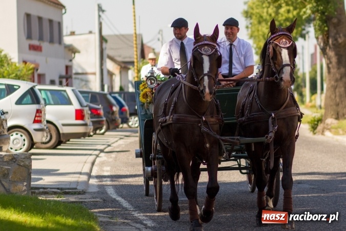 Zdjęcie w galerii na portalu naszraciborz.pl: Dożynki 2016. W Cyprzanowie z Lekartowem dziękowali za plony wiadomości z regionu