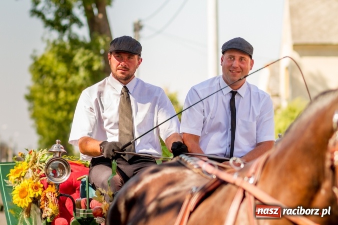 Zdjęcie w galerii na portalu naszraciborz.pl: Dożynki 2016. W Cyprzanowie z Lekartowem dziękowali za plony wiadomości z regionu