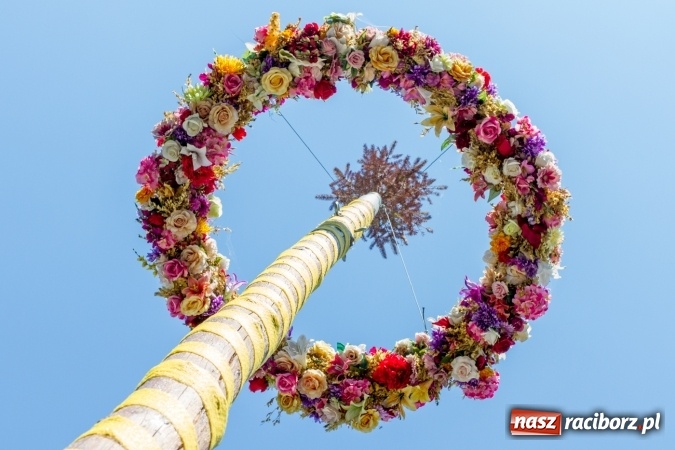 Zdjęcie w galerii na portalu naszraciborz.pl: Dożynki 2016. W Cyprzanowie z Lekartowem dziękowali za plony wiadomości z regionu