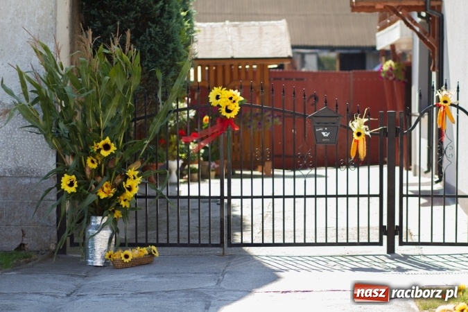 Zdjęcie w galerii na portalu naszraciborz.pl: Dożynki 2016. W Cyprzanowie z Lekartowem dziękowali za plony wiadomości z regionu