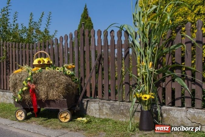 Zdjęcie w galerii na portalu naszraciborz.pl: Dożynki 2016. W Cyprzanowie z Lekartowem dziękowali za plony wiadomości z regionu