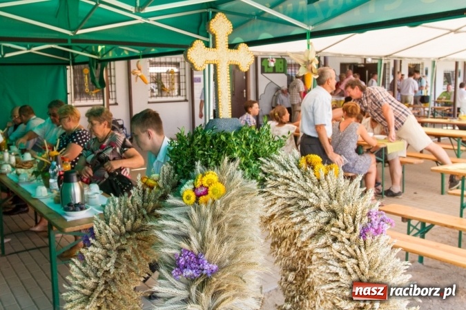 Zdjęcie w galerii na portalu naszraciborz.pl: Dożynki 2016. W Cyprzanowie z Lekartowem dziękowali za plony wiadomości z regionu