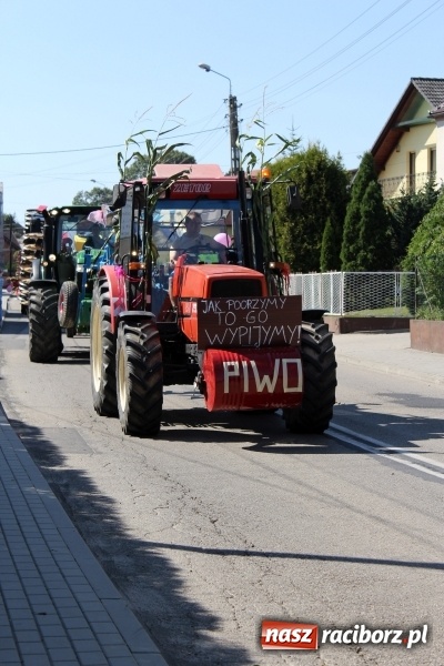 Zdjęcie w galerii na portalu naszraciborz.pl: Dożynki 2016. W Krzyżanowicach po żniwnioku baby do kurortów rozwiozą  wiadomości z regionu