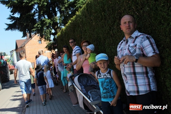 Zdjęcie w galerii na portalu naszraciborz.pl: Dożynki 2016. W Krzyżanowicach po żniwnioku baby do kurortów rozwiozą  wiadomości z regionu