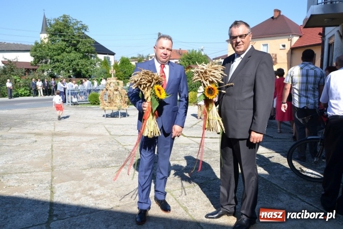 Zdjęcie w galerii na portalu naszraciborz.pl: Dożynki 2016. W Krzyżanowicach po żniwnioku baby do kurortów rozwiozą  wiadomości z regionu