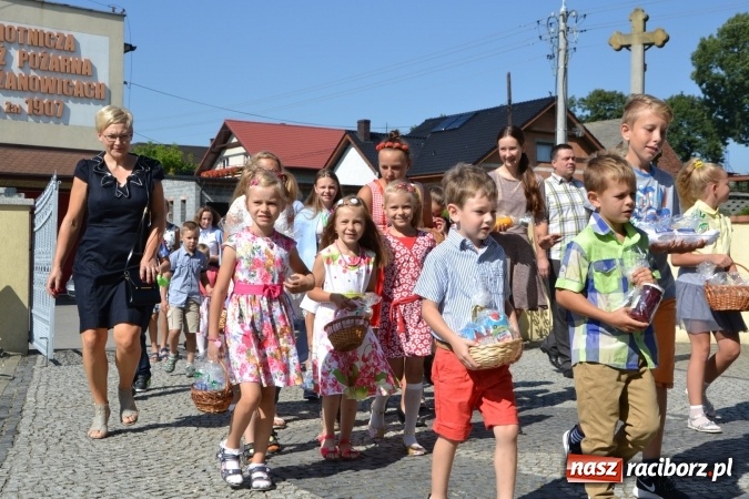 Zdjęcie w galerii na portalu naszraciborz.pl: Dożynki 2016. W Krzyżanowicach po żniwnioku baby do kurortów rozwiozą  wiadomości z regionu