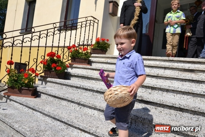 Zdjęcie w galerii na portalu naszraciborz.pl: Dożynki 2016. W Krzyżanowicach po żniwnioku baby do kurortów rozwiozą  wiadomości z regionu