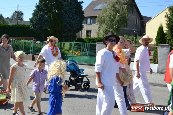 Zdjęcie w galerii na portalu naszraciborz.pl: Dożynki 2016. W Krzyżanowicach po żniwnioku baby do kurortów rozwiozą  wiadomości z regionu