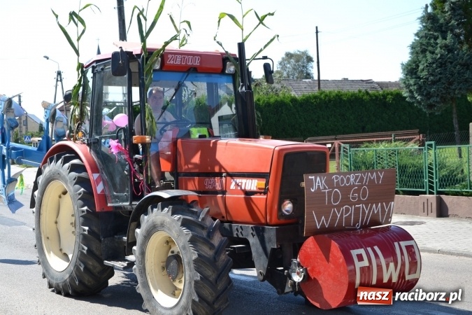 Zdjęcie w galerii na portalu naszraciborz.pl: Dożynki 2016. W Krzyżanowicach po żniwnioku baby do kurortów rozwiozą  wiadomości z regionu