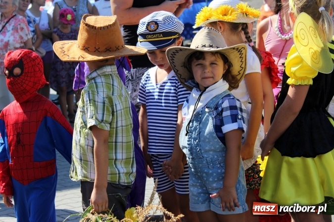 Zdjęcie w galerii na portalu naszraciborz.pl: Dożynki 2016. Owsiszcze i Nowa Wioska świętują razem wiadomości z regionu
