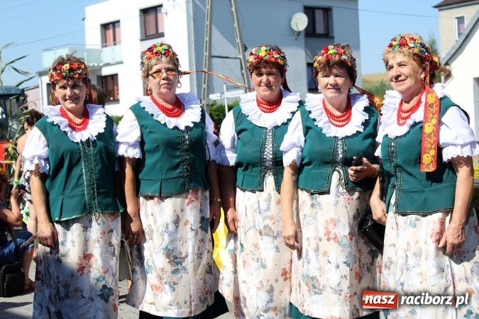 Zdjęcie w galerii na portalu naszraciborz.pl: Dożynki 2016. Owsiszcze i Nowa Wioska świętują razem wiadomości z regionu