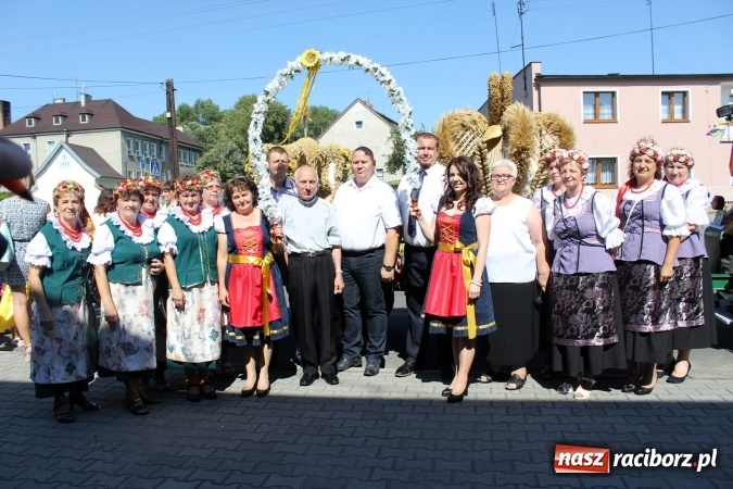 Zdjęcie w galerii na portalu naszraciborz.pl: Dożynki 2016. Owsiszcze i Nowa Wioska świętują razem wiadomości z regionu