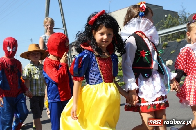 Zdjęcie w galerii na portalu naszraciborz.pl: Dożynki 2016. Owsiszcze i Nowa Wioska świętują razem wiadomości z regionu