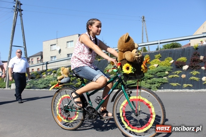 Zdjęcie w galerii na portalu naszraciborz.pl: Dożynki 2016. Owsiszcze i Nowa Wioska świętują razem wiadomości z regionu