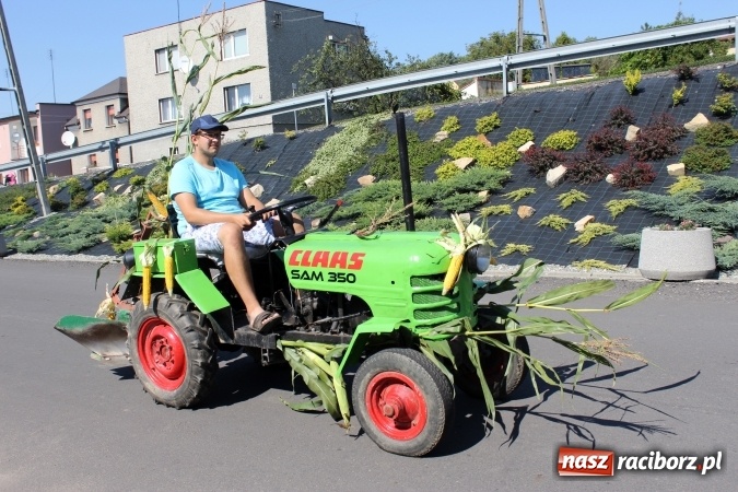Zdjęcie w galerii na portalu naszraciborz.pl: Dożynki 2016. Owsiszcze i Nowa Wioska świętują razem wiadomości z regionu
