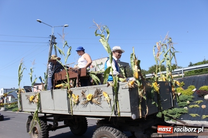 Zdjęcie w galerii na portalu naszraciborz.pl: Dożynki 2016. Owsiszcze i Nowa Wioska świętują razem wiadomości z regionu