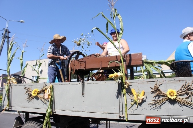 Zdjęcie w galerii na portalu naszraciborz.pl: Dożynki 2016. Owsiszcze i Nowa Wioska świętują razem wiadomości z regionu