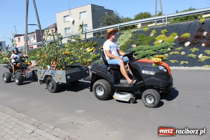 Zdjęcie w galerii na portalu naszraciborz.pl: Dożynki 2016. Owsiszcze i Nowa Wioska świętują razem wiadomości z regionu