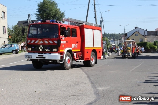 Zdjęcie w galerii na portalu naszraciborz.pl: Dożynki 2016. Owsiszcze i Nowa Wioska świętują razem wiadomości z regionu