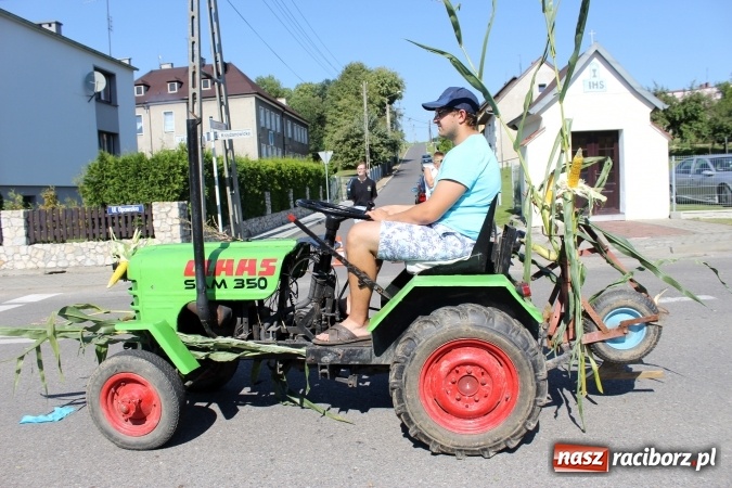 Zdjęcie w galerii na portalu naszraciborz.pl: Dożynki 2016. Owsiszcze i Nowa Wioska świętują razem wiadomości z regionu